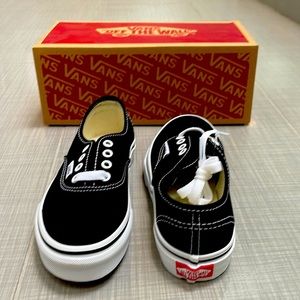 Kids Vans BNWT